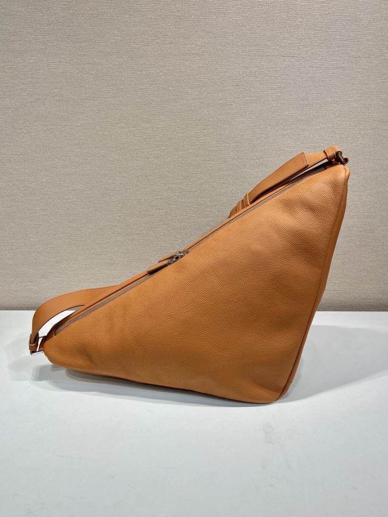 Pra*a triangle pouch